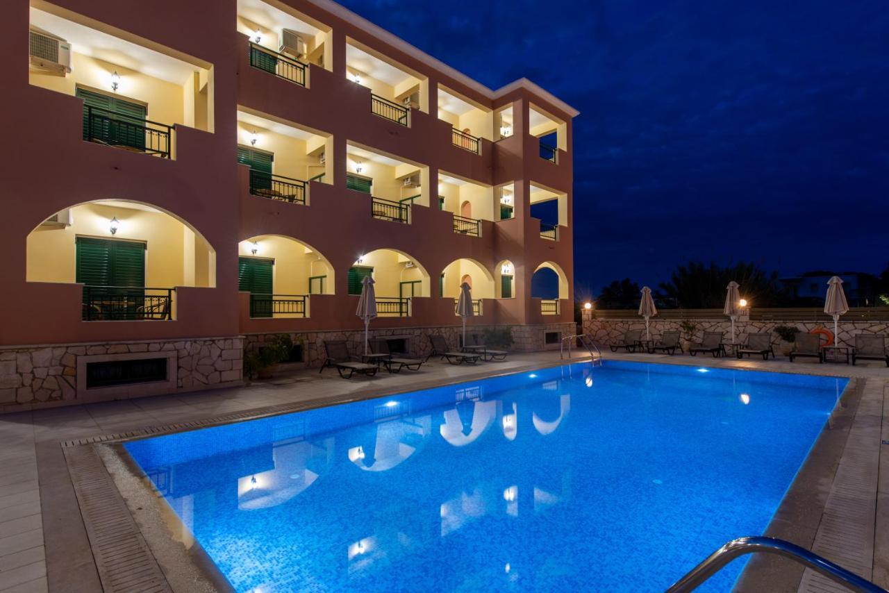 Koukla Mare Bed & Breakfast Lithakia  Bagian luar foto