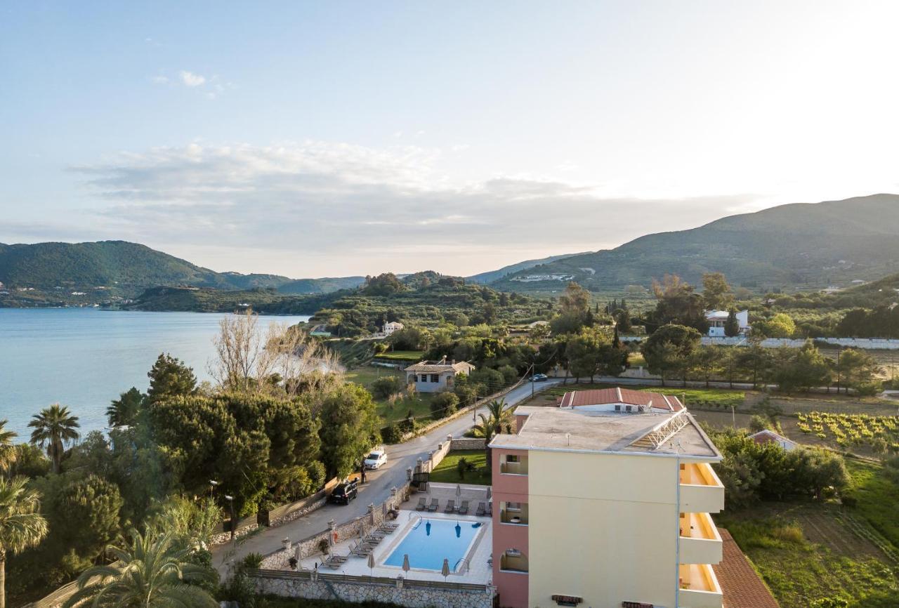 Koukla Mare Bed & Breakfast Lithakia  Bagian luar foto