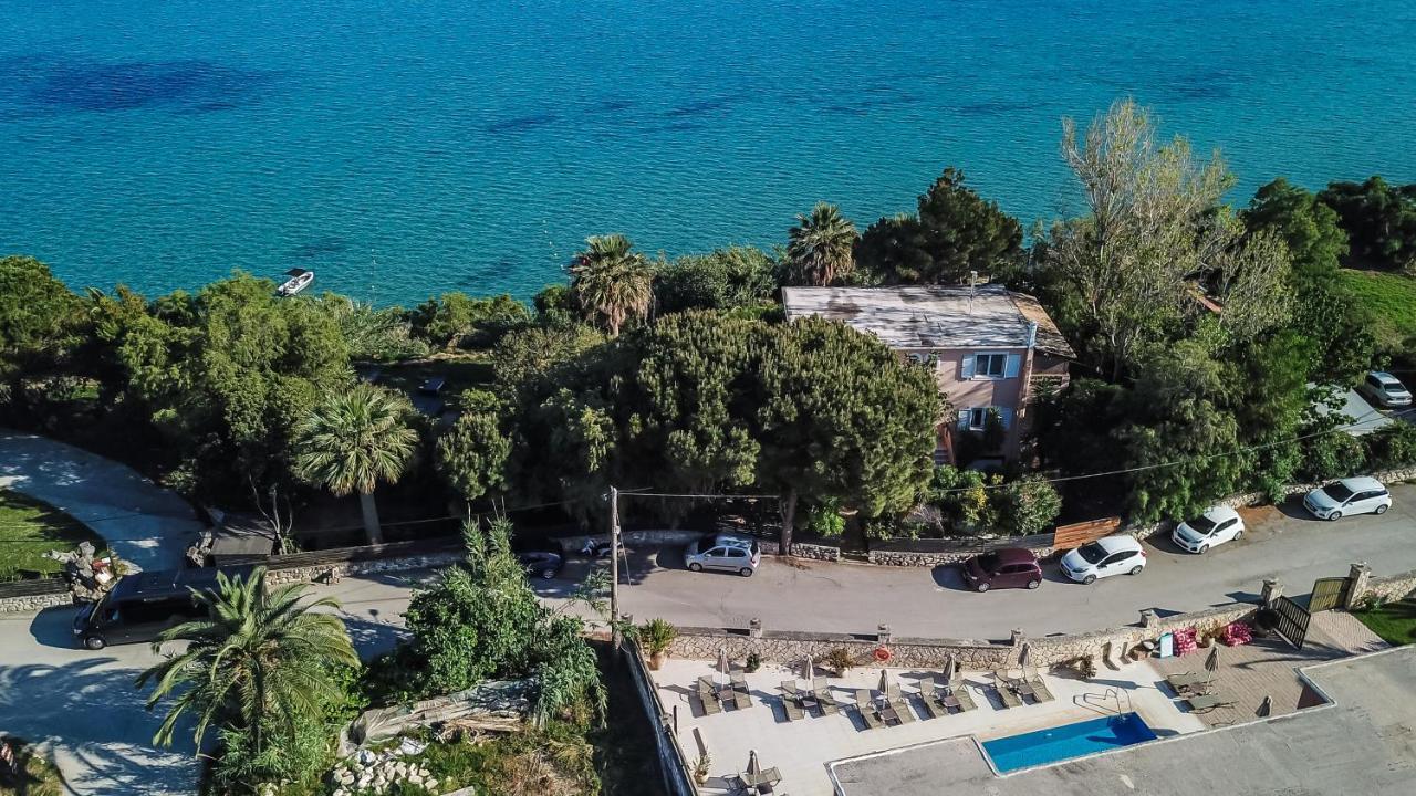 Koukla Mare Bed & Breakfast Lithakia  Bagian luar foto