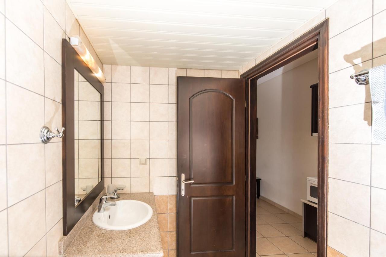 Koukla Mare Bed & Breakfast Lithakia  Bagian luar foto